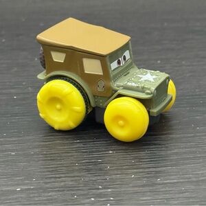 2013 Disney Pixar Cars Sarge Hydro Wheels Deluxe BATH Water Toy Pull Back Army